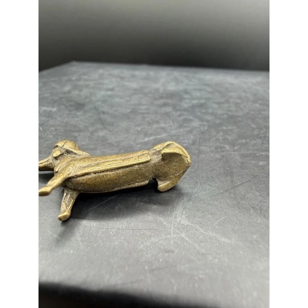 🐶🧢 Mini Brass Dachshund Baseball Cap Figurine Vintage Dog Collectible ✨💛